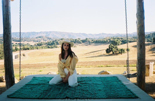 Find out why vintage rugs & antique carpets are better for the earth.