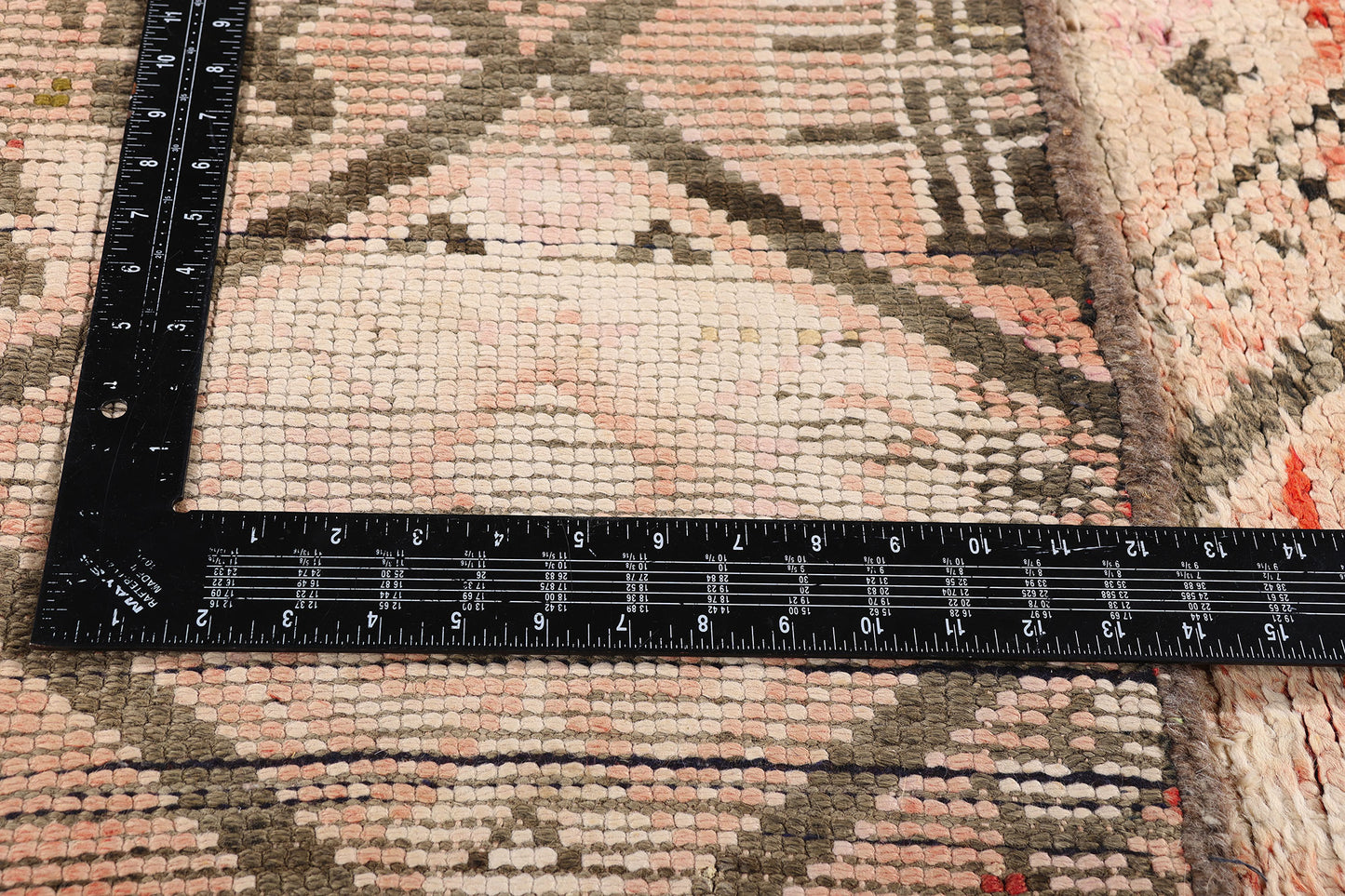 6 x 9 - Rust Vintage Moroccan Rug - 21340