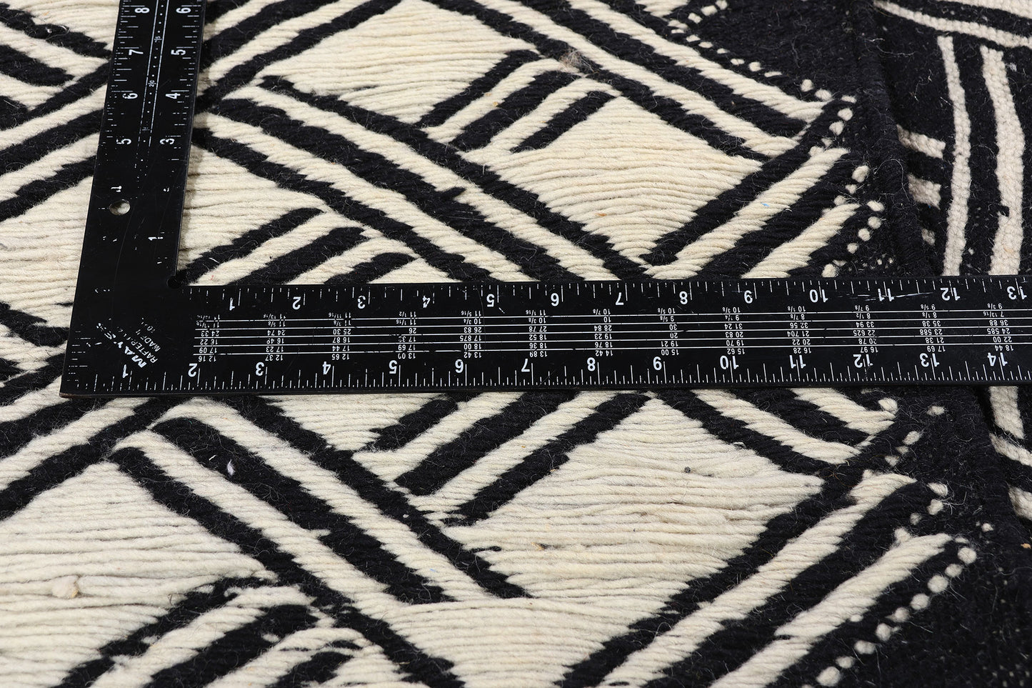 13 x 17 - Black New Zanafi Moroccan Rug - 21866