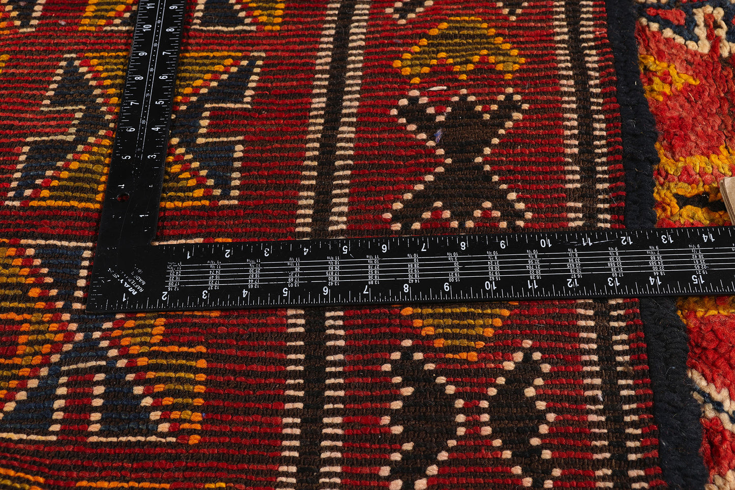 6 x 10 - Red Vintage Beni MGuild Moroccan Rug - 21874