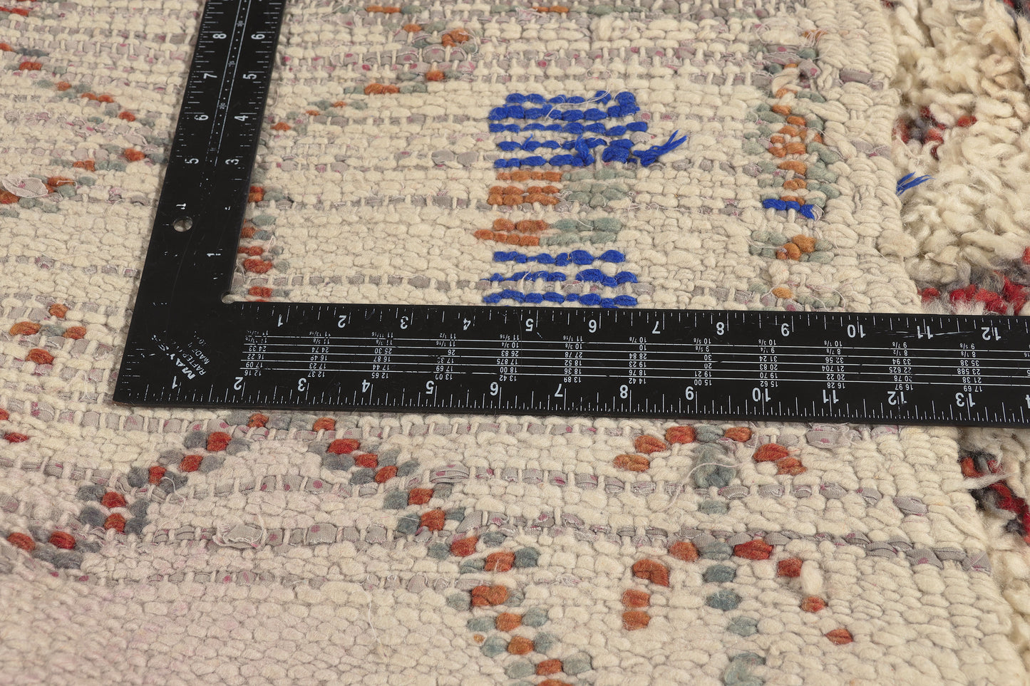 3 x 9 - Ivory Vintage Azilal Moroccan Rug - 22012
