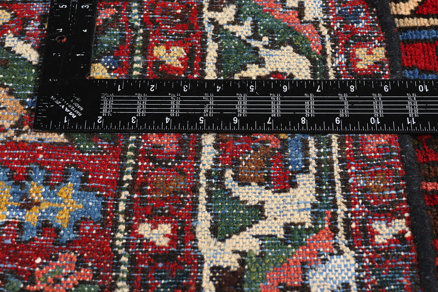 3 x 13 Red Antique Persian Bakhtiari Rug 61417