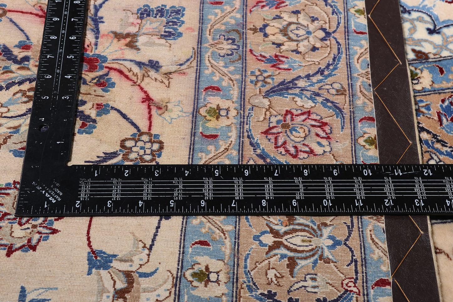 17 x 27 - Ivory Vintage Nain Rug - 79464