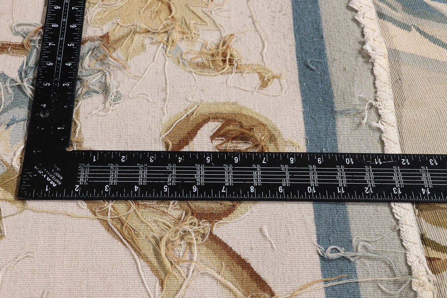 9 x 10 - Ivory Vintage Aubusson Rug - 79482