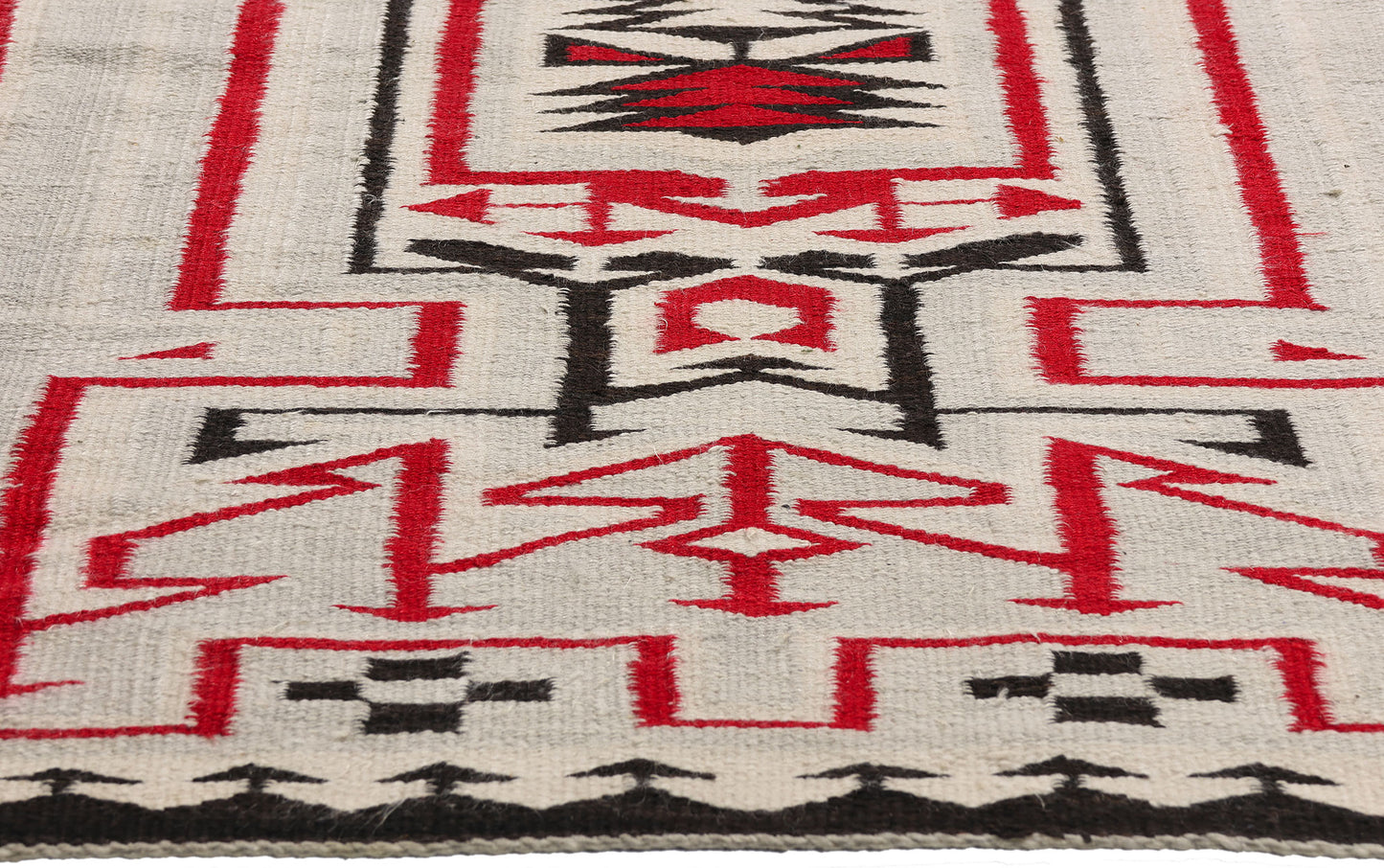 4 x 6 Ivory Antique Crystal Navajo Rug 79297