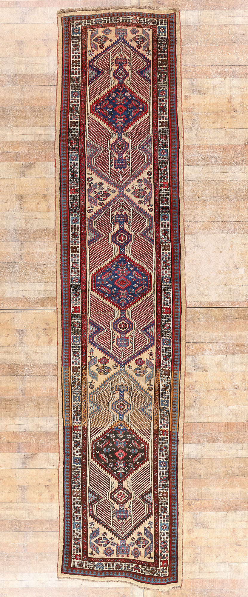 3 x 15 Antique Persian Sarab Rug 90035