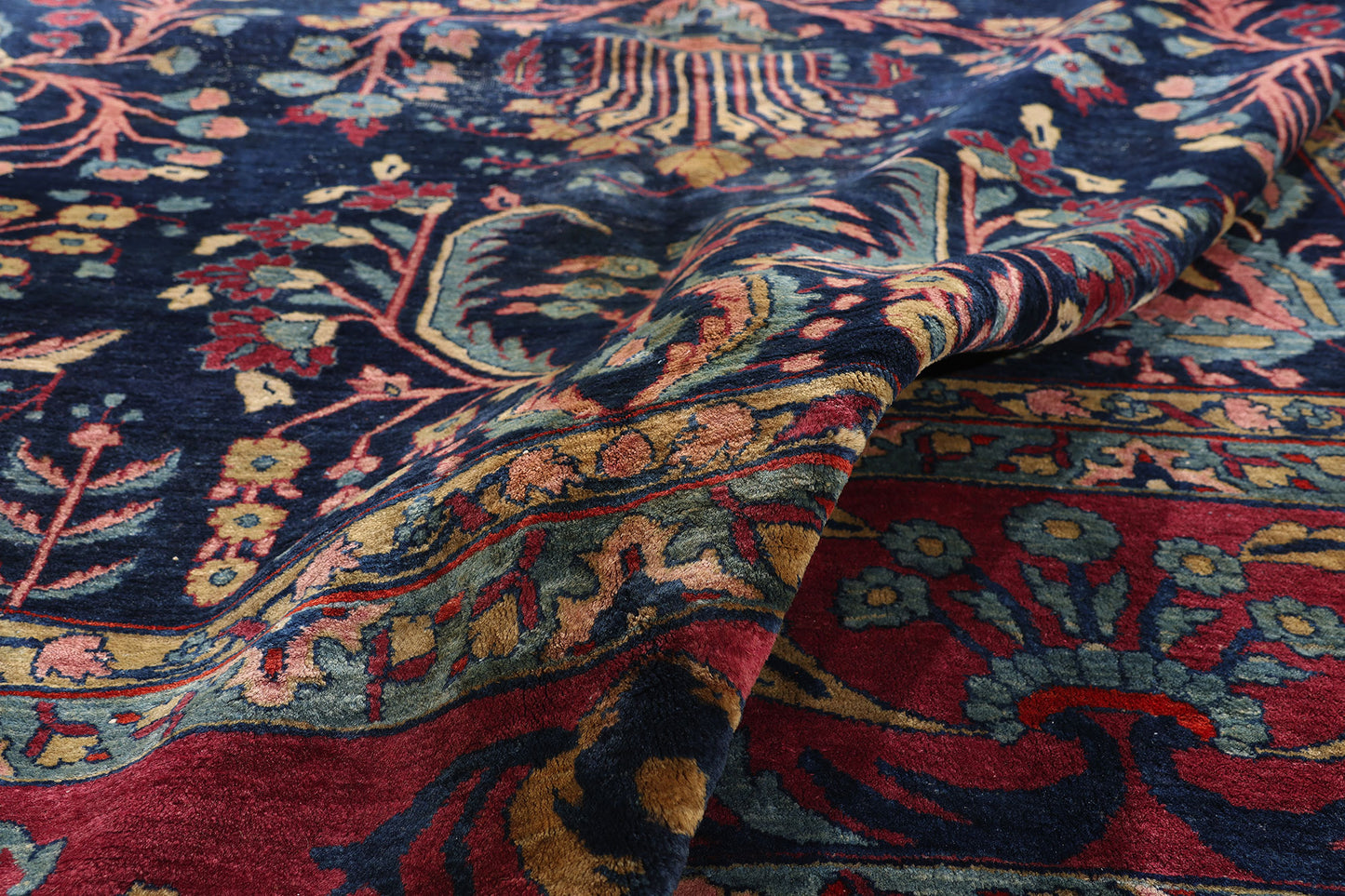 9 x 13 Antique Persian Sarouk Rug 79227