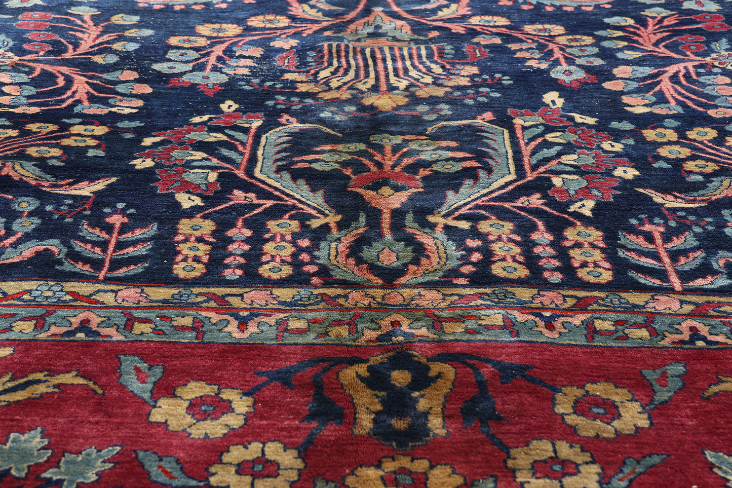 9 x 13 Antique Persian Sarouk Rug 79227