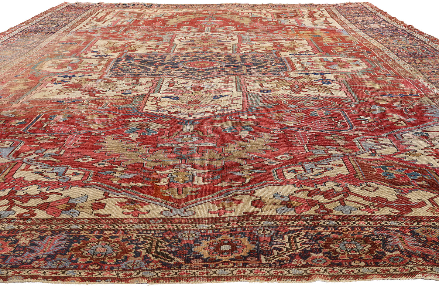 11 x 15 Red Antique Persian Serapi Rug 79290