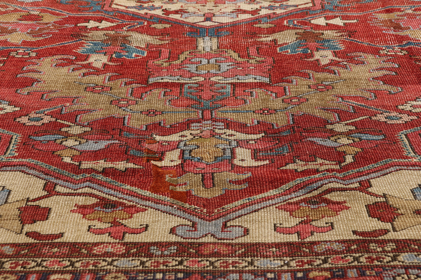 11 x 15 Red Antique Persian Serapi Rug 79290