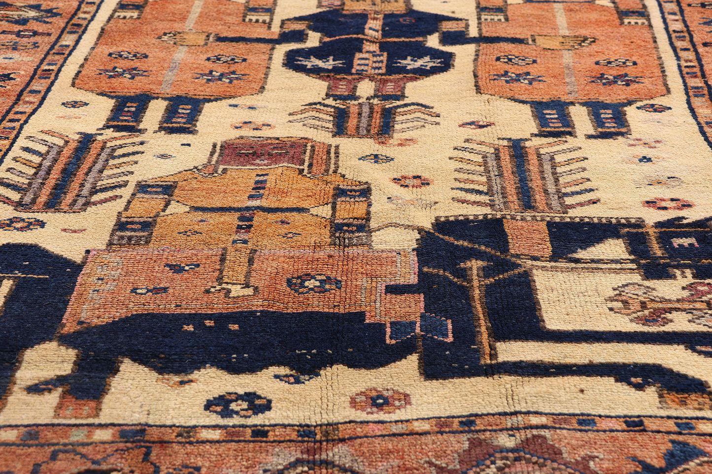 5 x 13 Beige Antique Persian Shiraz Pictorial Rug 61539