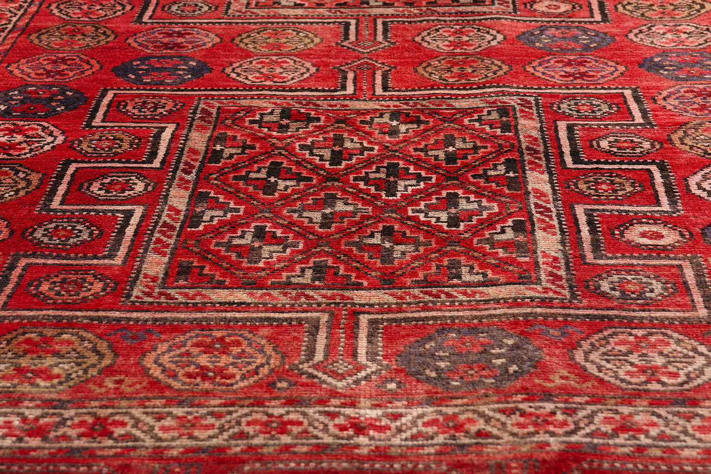 6 x 10 Red Antique Persian Shiraz Rug 61426