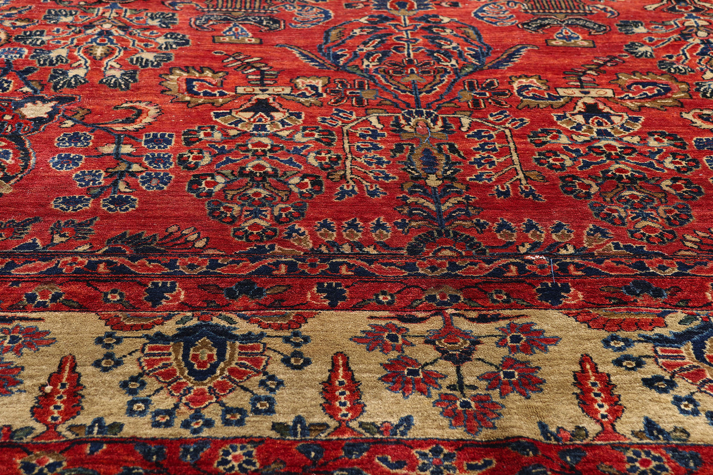 9 x 16 Antique Red Persian Sarouk Rug 79222
