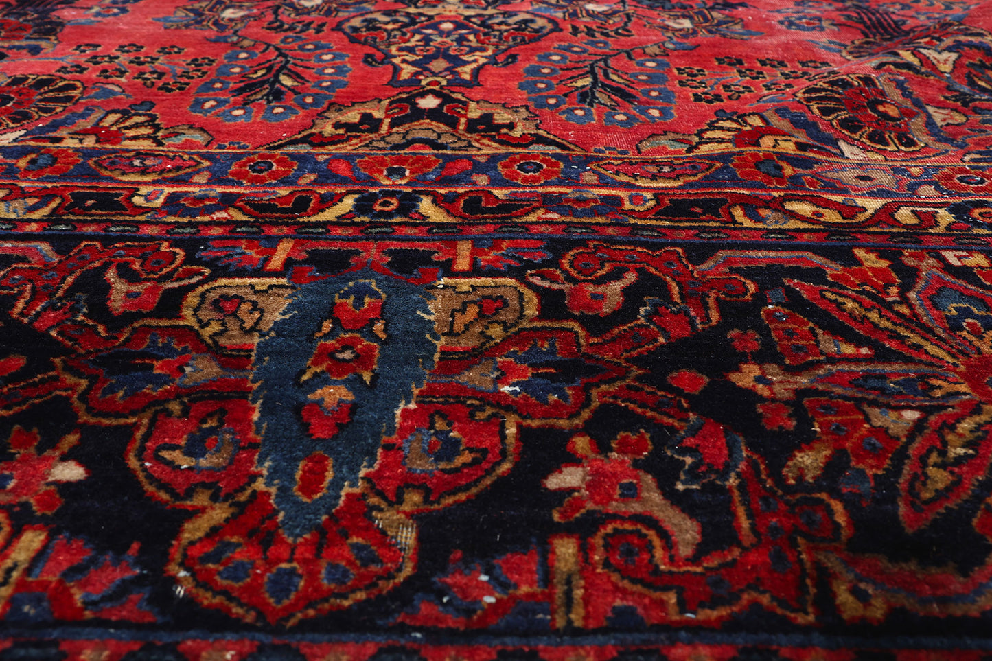 13 x 19 Antique Red Persian Sarouk Rug 79124