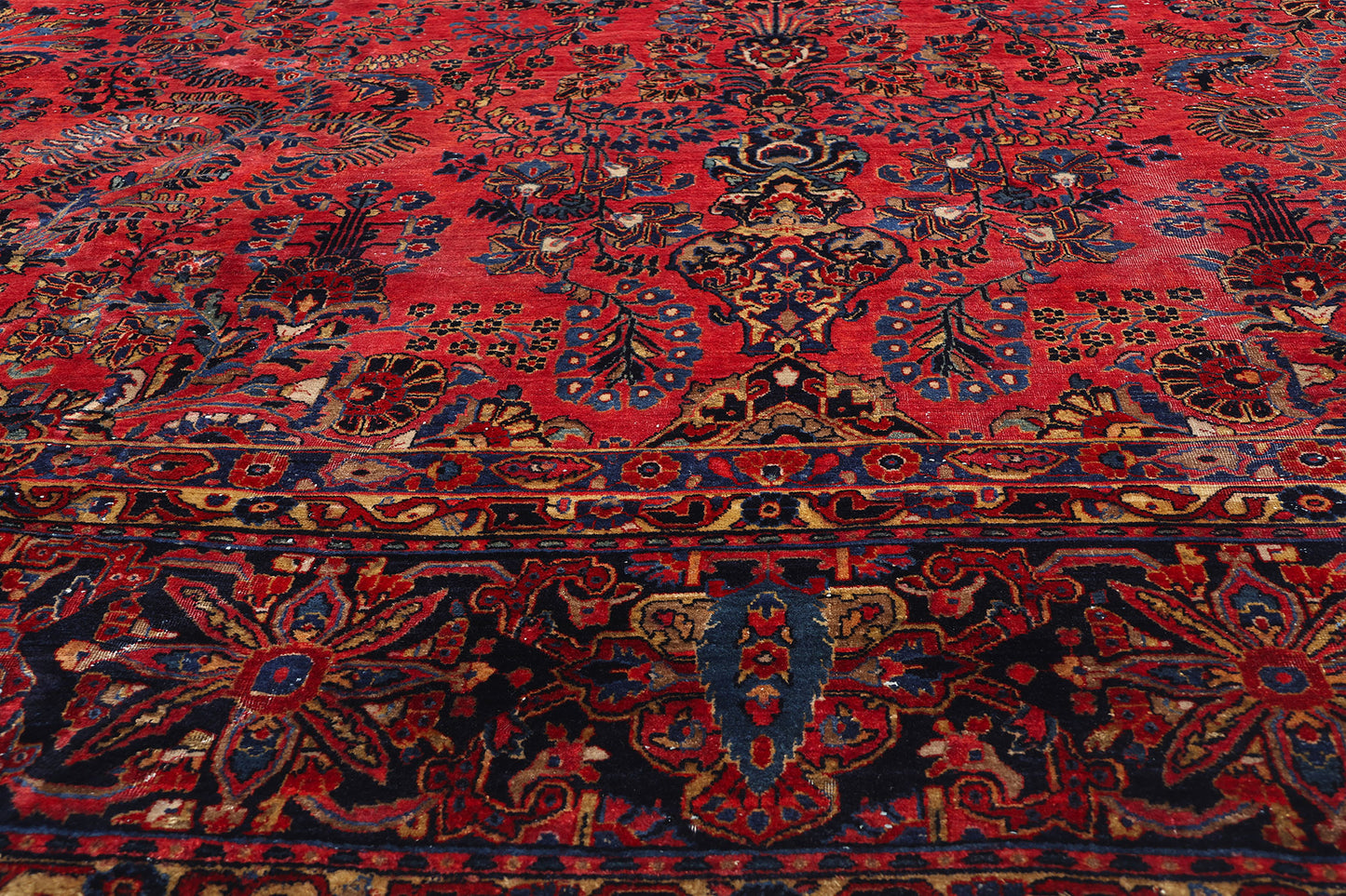 13 x 19 Antique Red Persian Sarouk Rug 79124