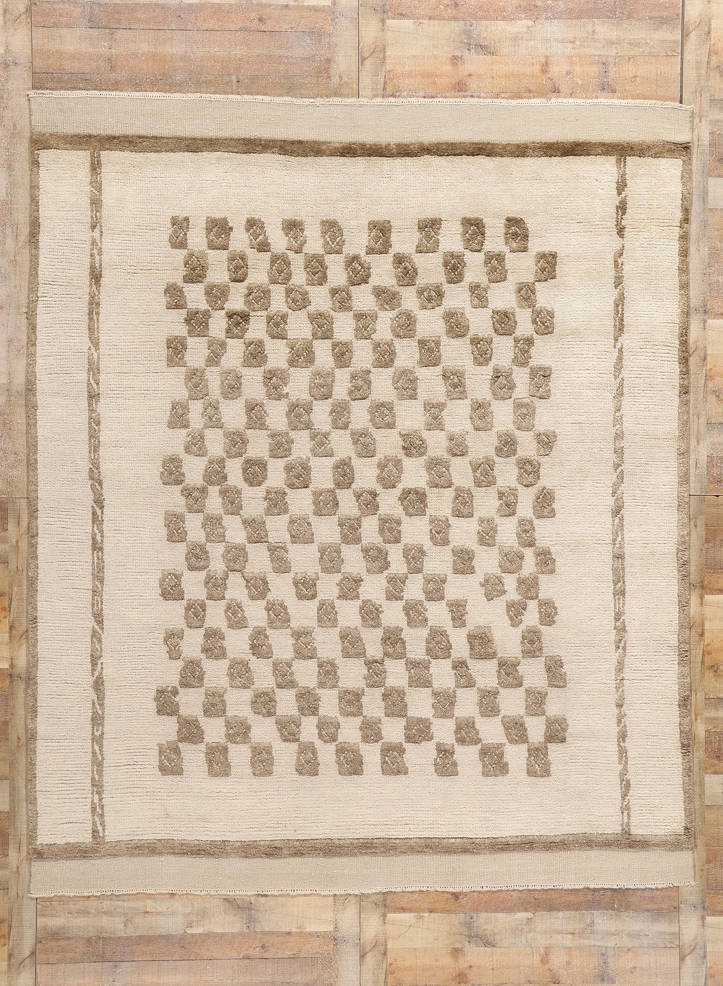 8 x 10 Modern Checkered Moroccan High-Low Rug 31193