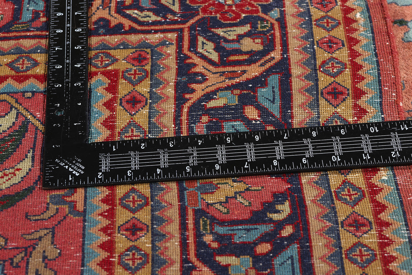 6 x 9 Vintage Indian Sarouk Rug 79209