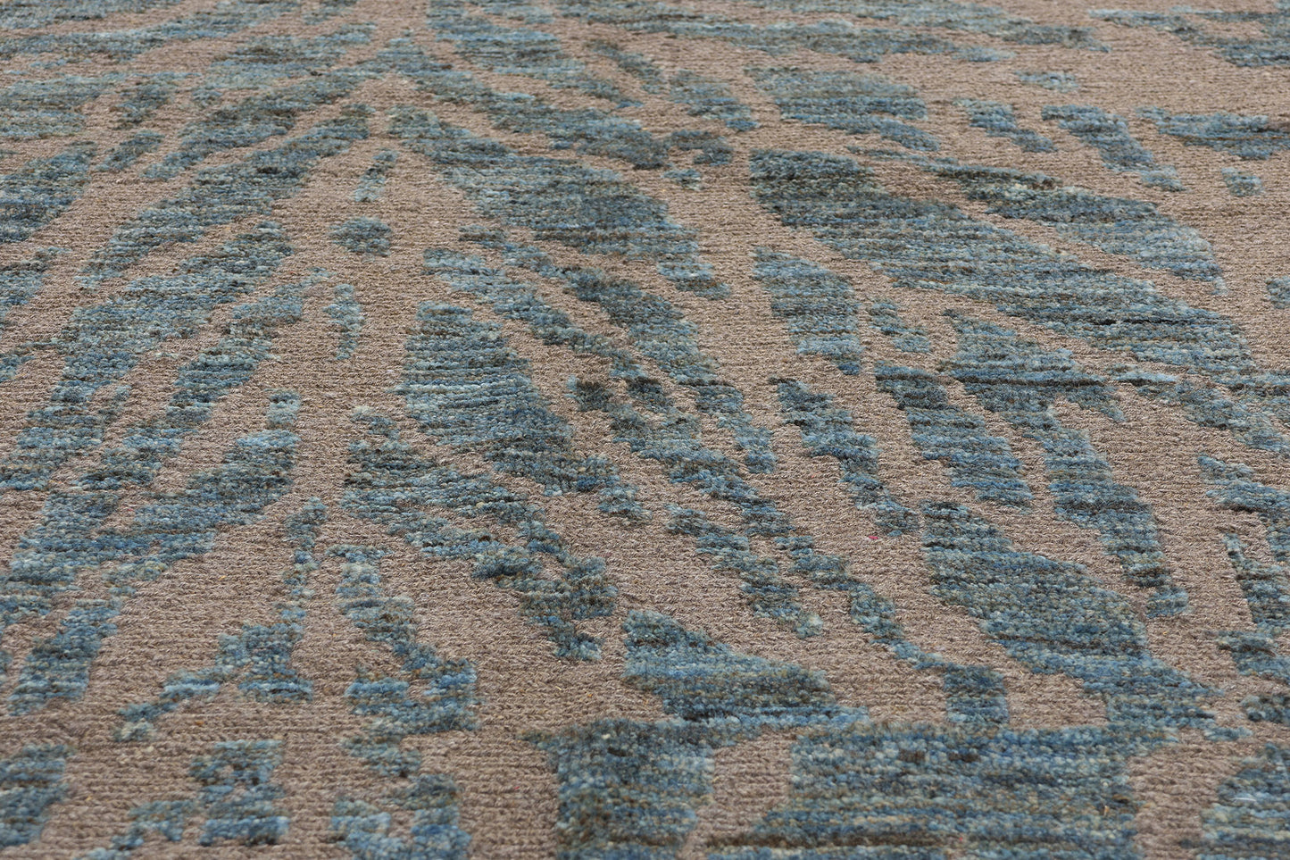 8 x 10 Modern Abstract Pakistani Soumak Rug 81145