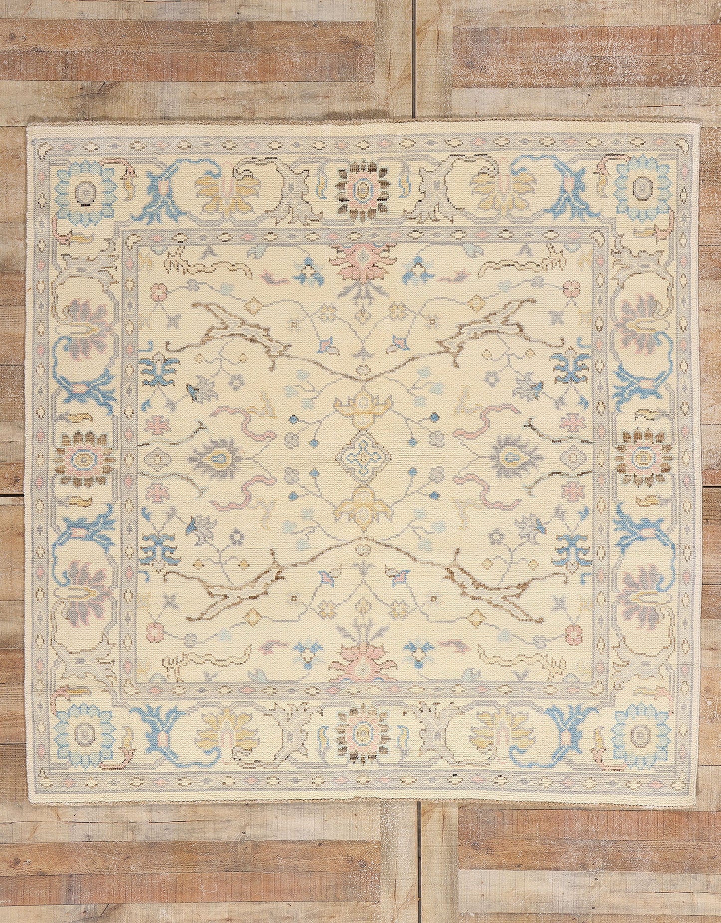 6 x 6 Modern Ivory Oushak Rug 79196