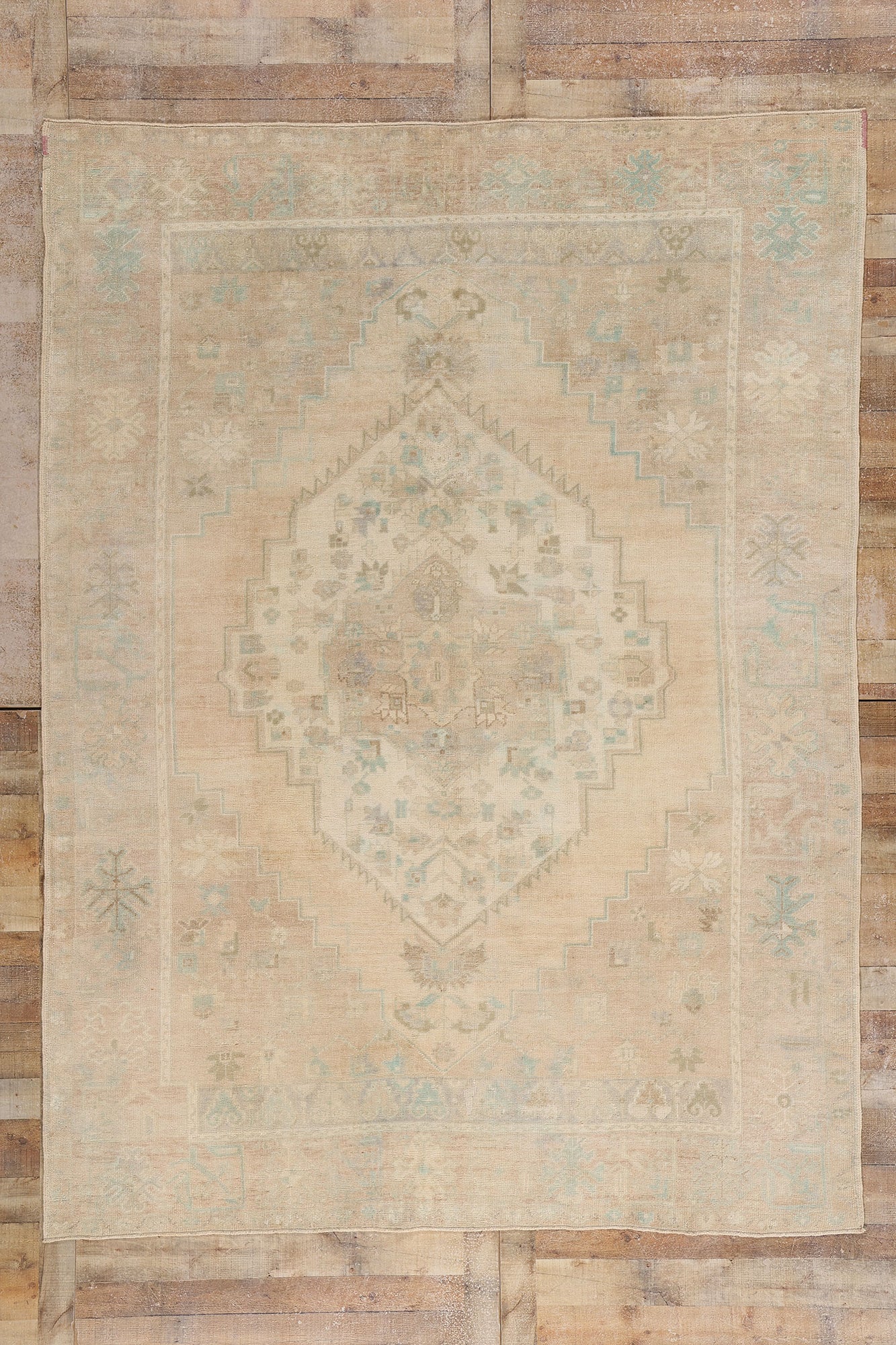 8 x 10 Vintage Muted Turkish Oushak Rug 53994
