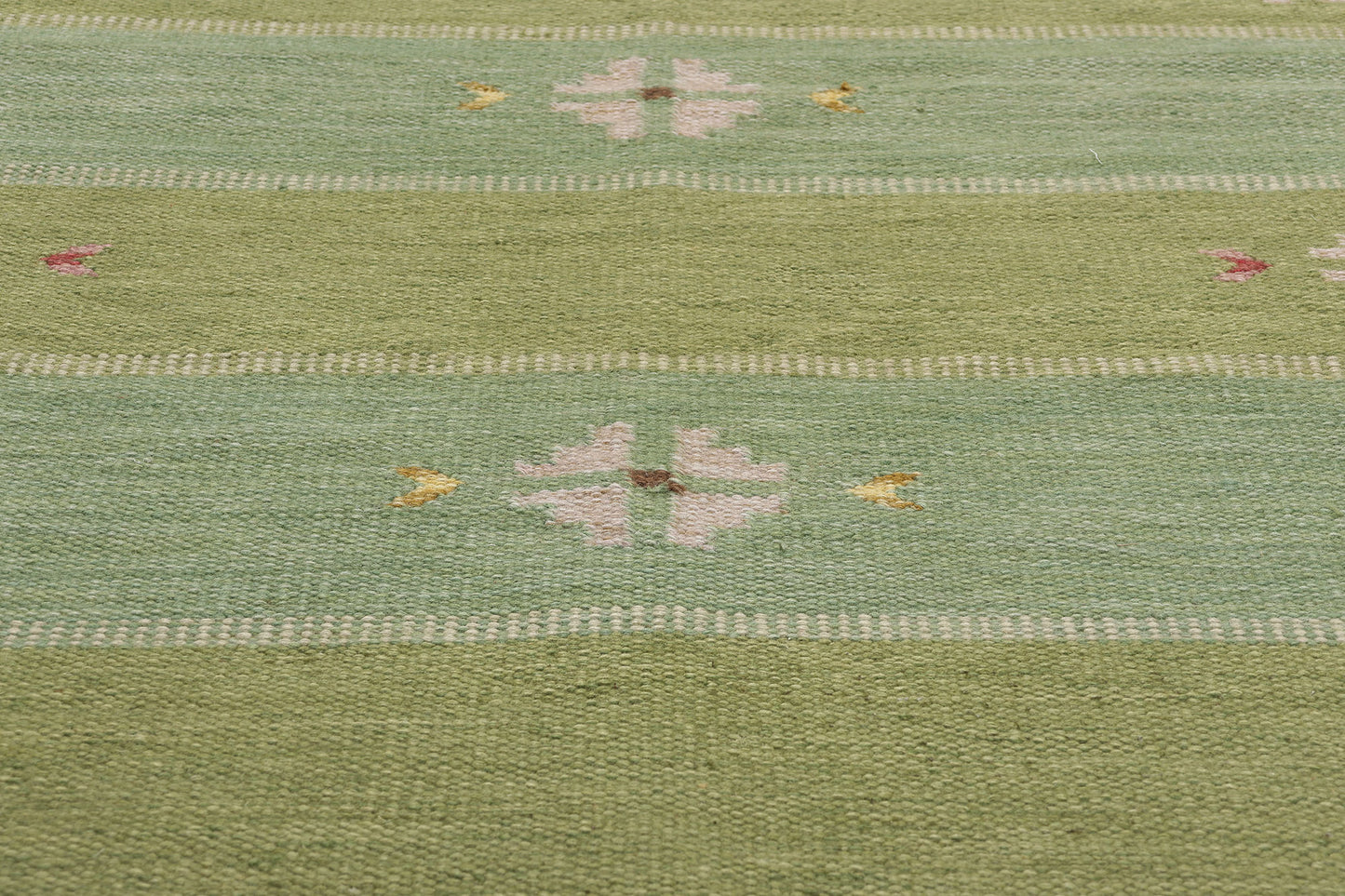 5 x 7 Nils Nilsson Vintage Swedish Rollakan Rug 79034