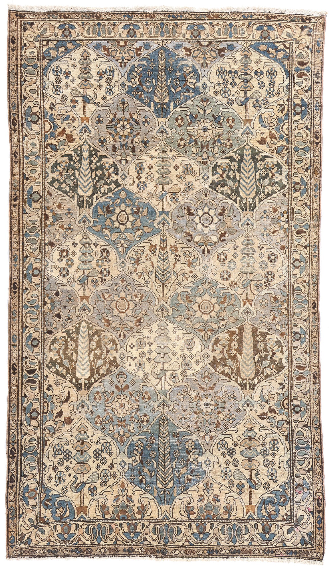 5 x 9 Antique Persian Bakhtiari Rug 61382