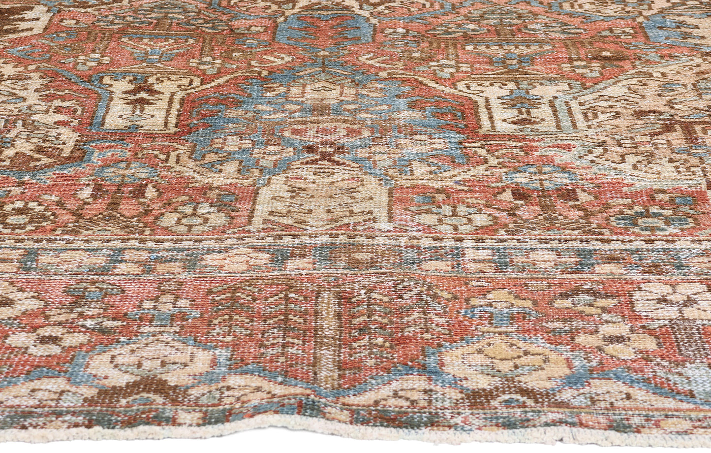 9 x 10 Antique Persian Bakhtiari Rug 61361