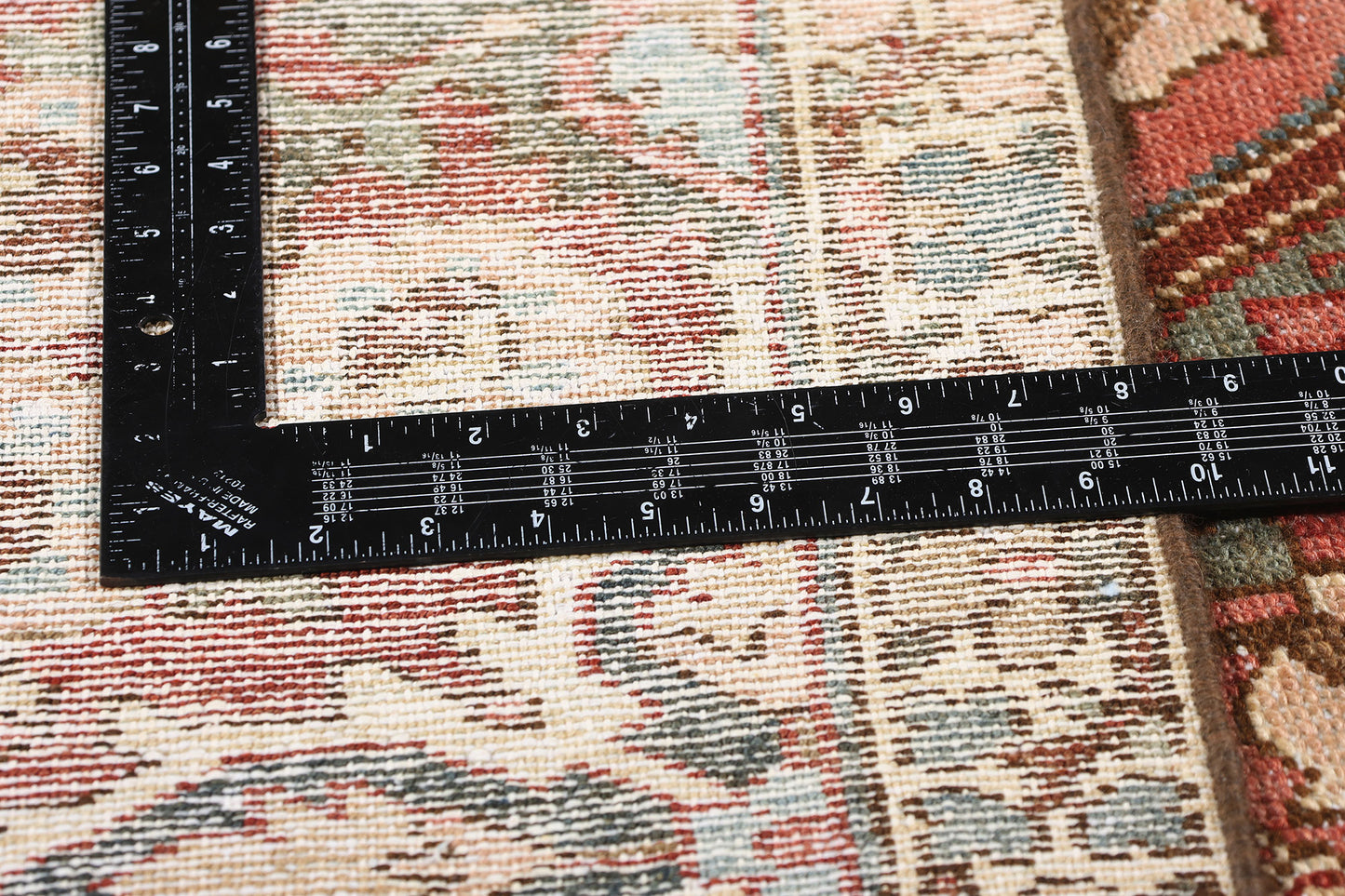 10 x 13 Antique Persian Bakhtiari Rug 61350