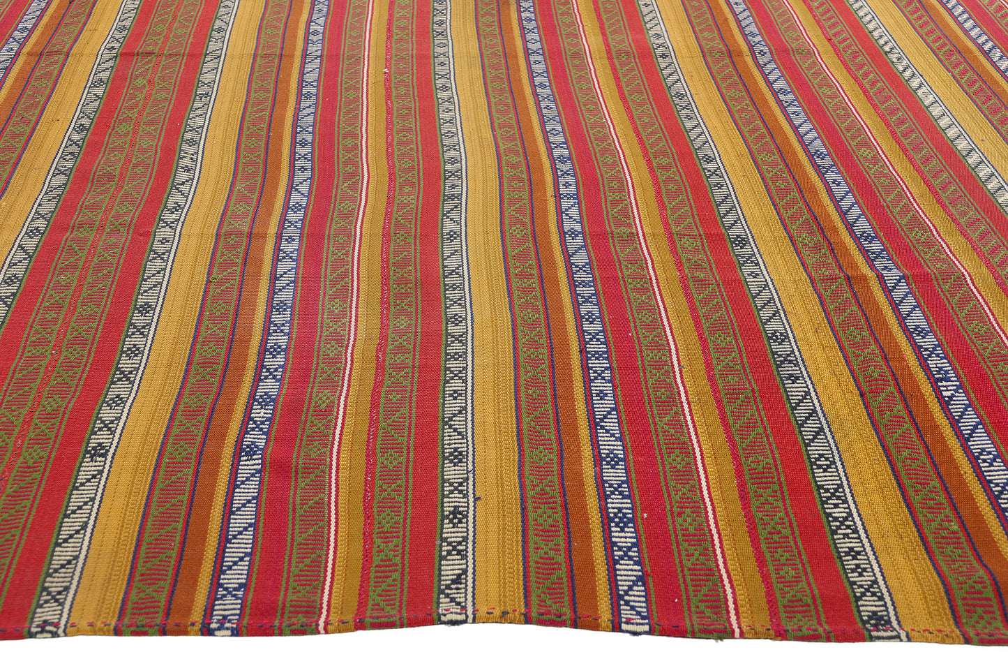 8 x 10 Vintage Persian Moharramat Qashqai Kilim Rug 61360