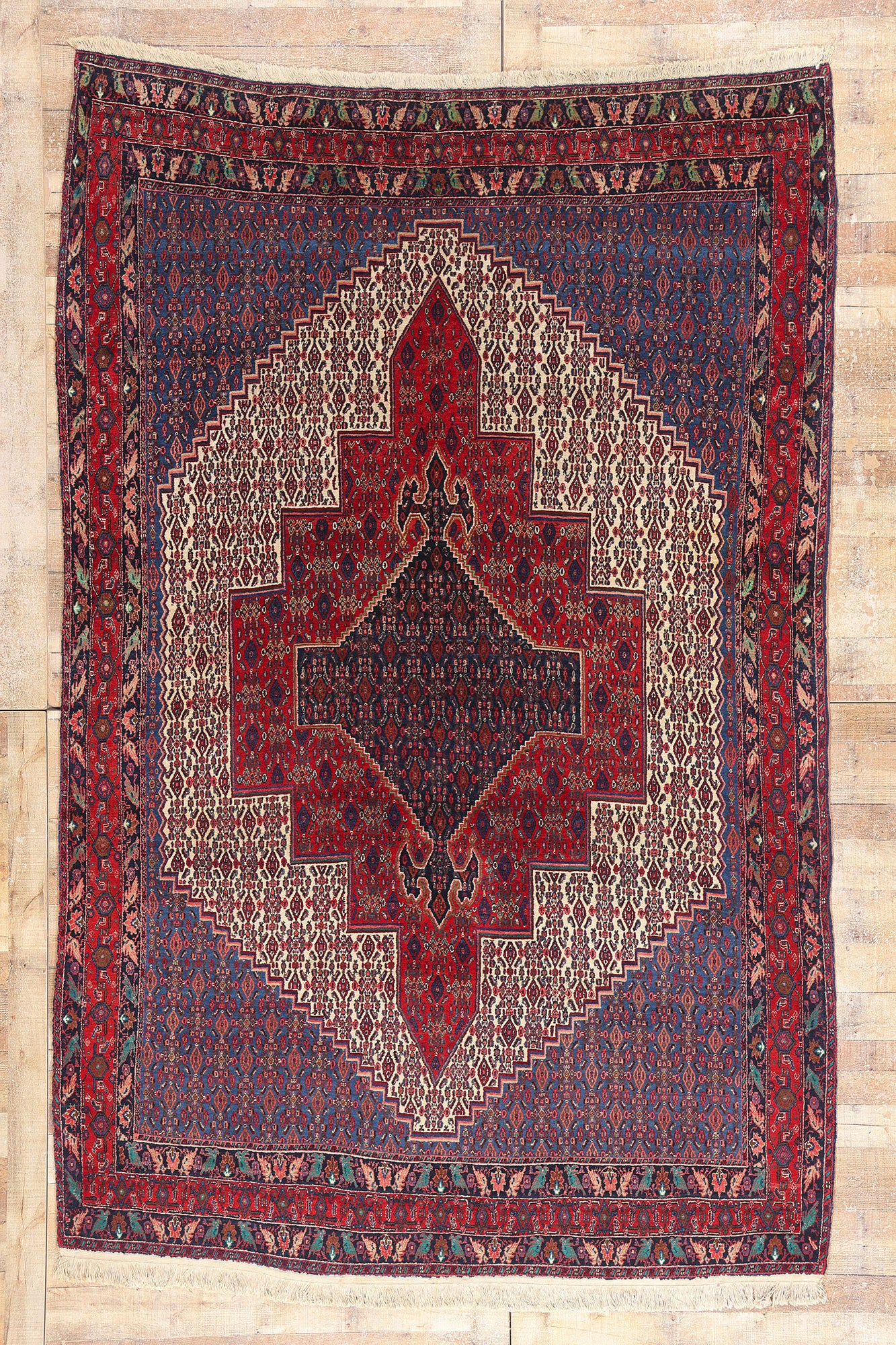 7 x 10 Vintage Persian Senneh Rug 79272