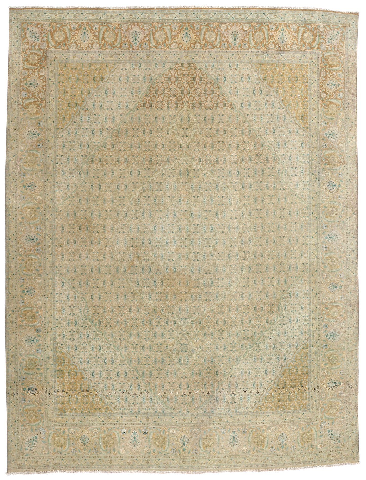 10 x 13 Vintage Persian Mahi Tabriz Rug 61366