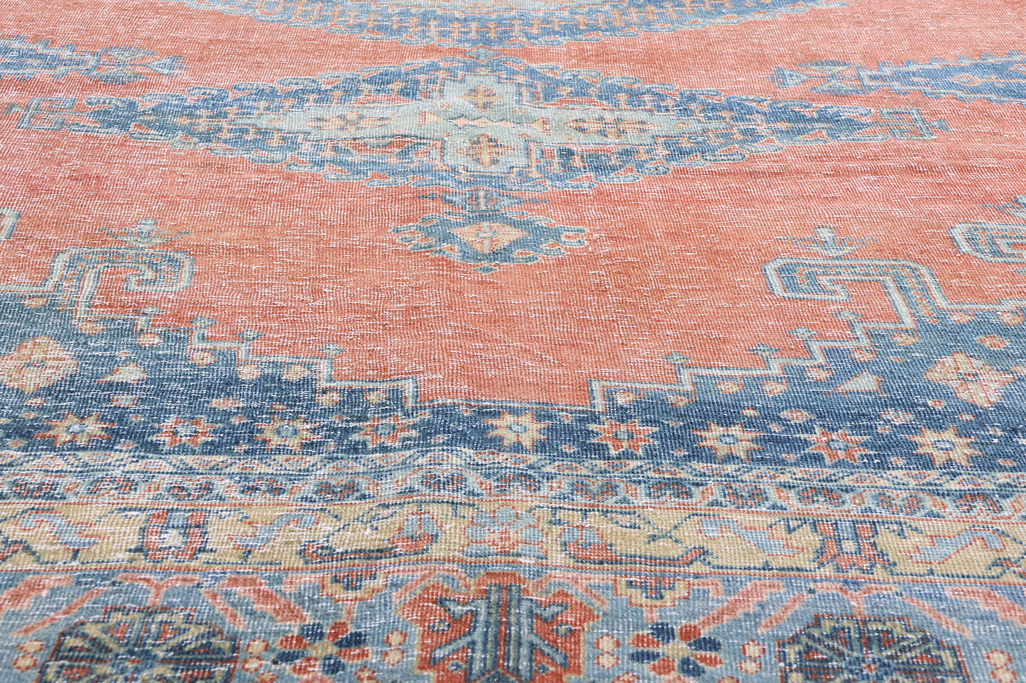 11 x 14 Antique Persian Viss Rug 61362