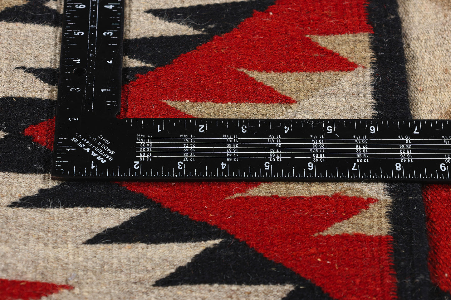 4 x 5 Southwest Modern Navajo-Style Kilim Rug 81121