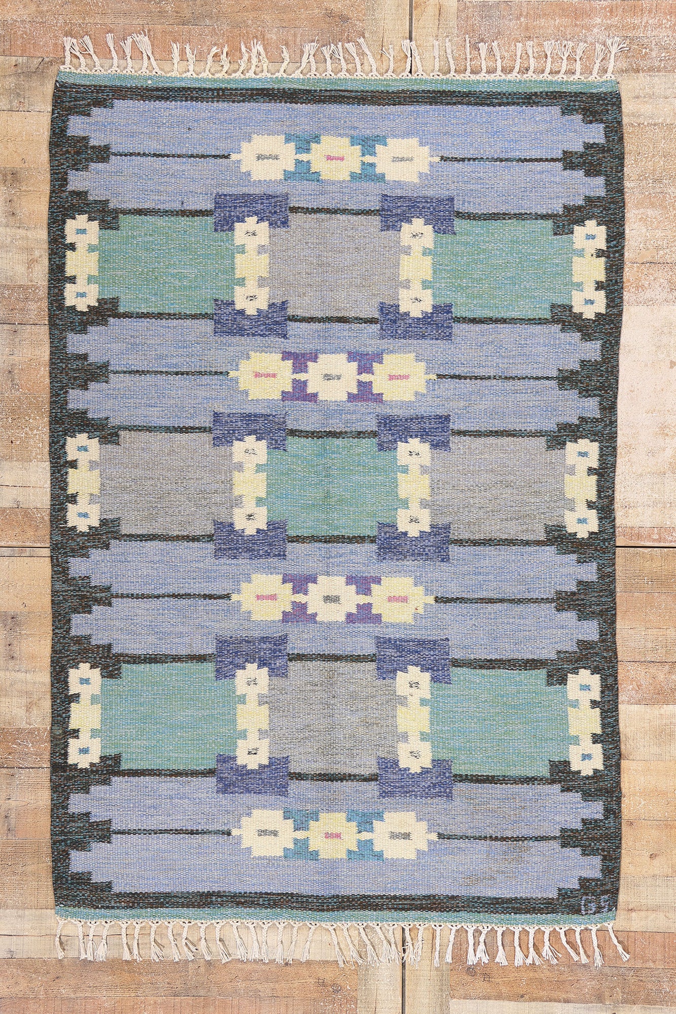 4 x 7 Sverker Greuholm Vintage Swedish Rollakan Rug 79057