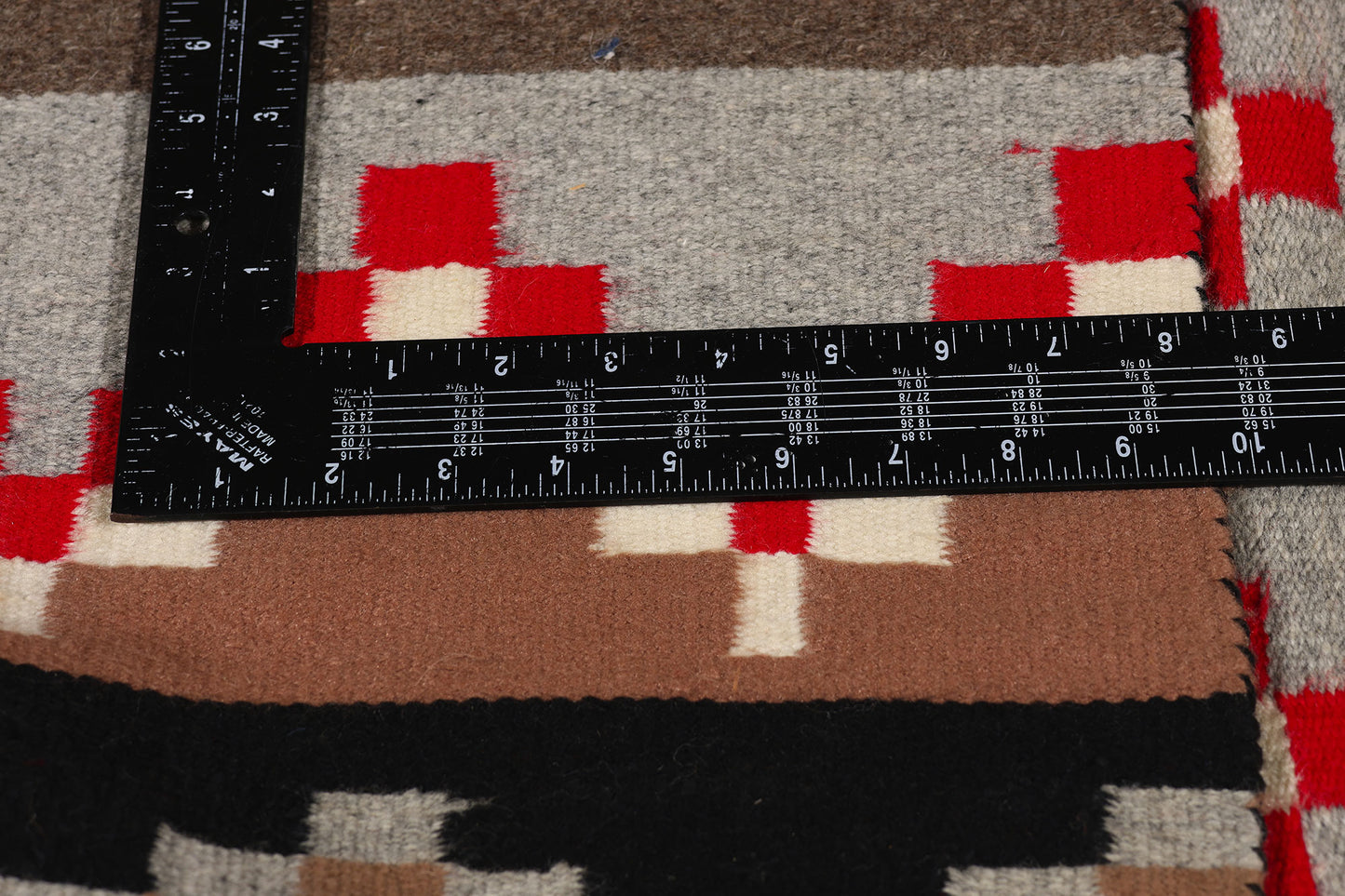 2 x 4 Earth-Tone Vintage Crystal Navajo Rug 79306