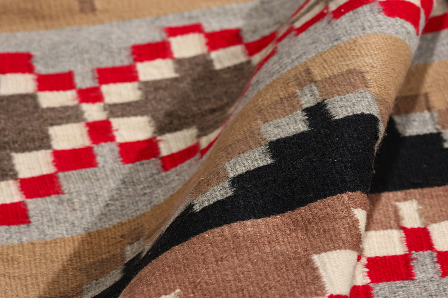 2 x 4 Earth-Tone Vintage Crystal Navajo Rug 79306