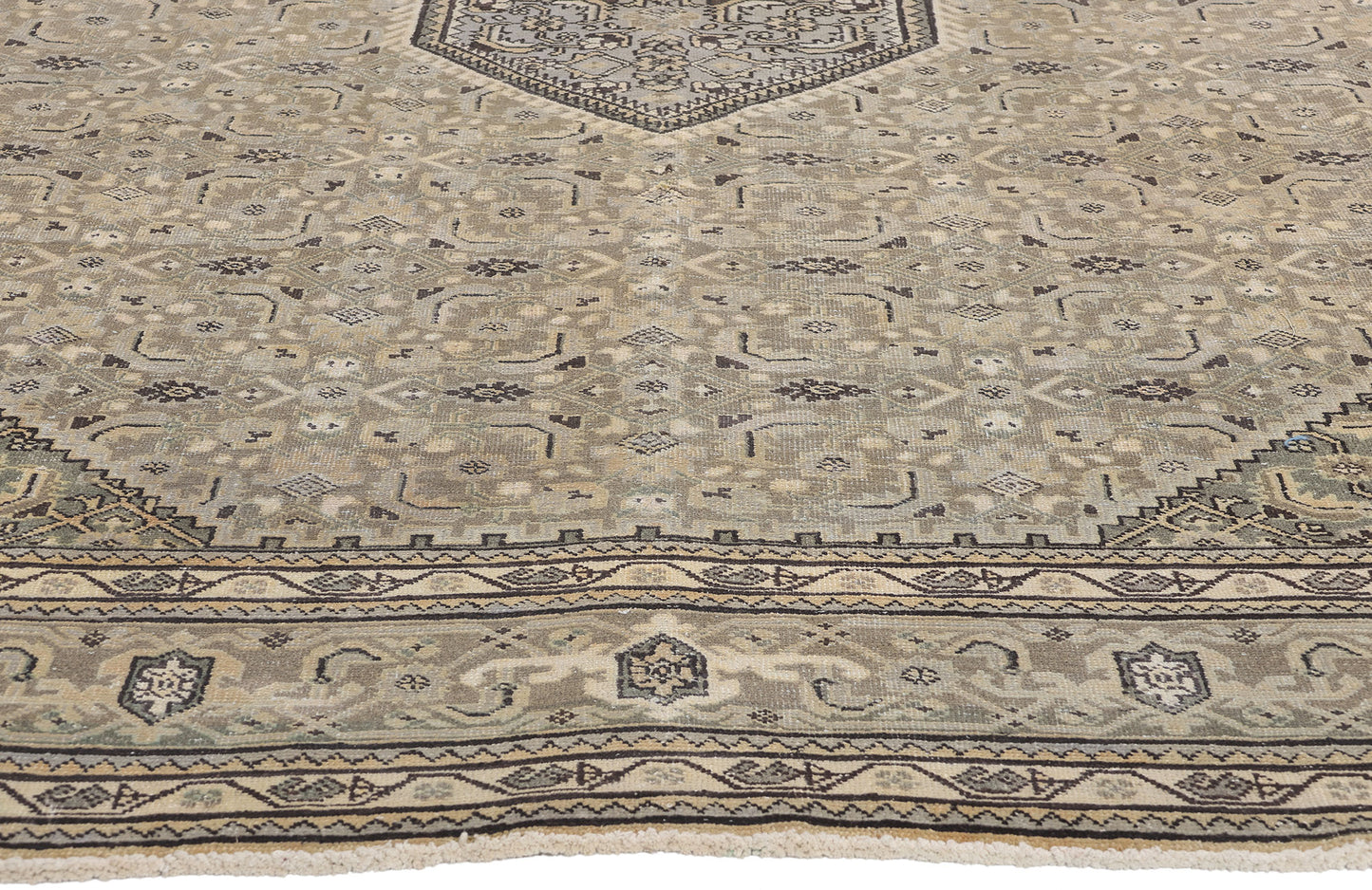 8 x 11 Vintage Persian Ardabil Rug 61377