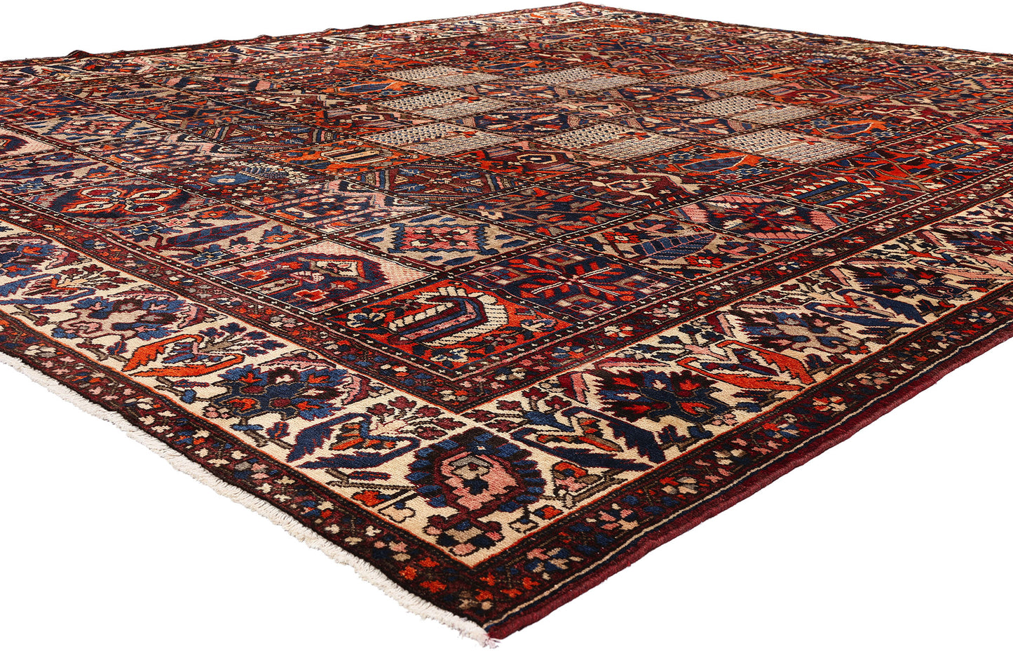 11 x 13 Vintage Persian Bakhtiari Rug 61416