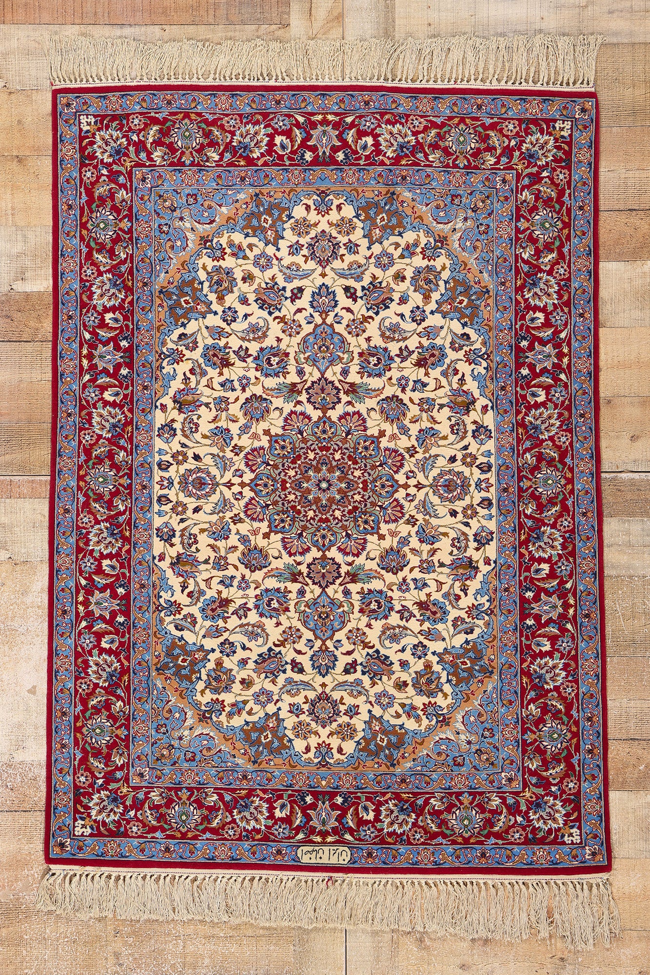 4 x 5 Vintage Persian Isfahan Rug 78924