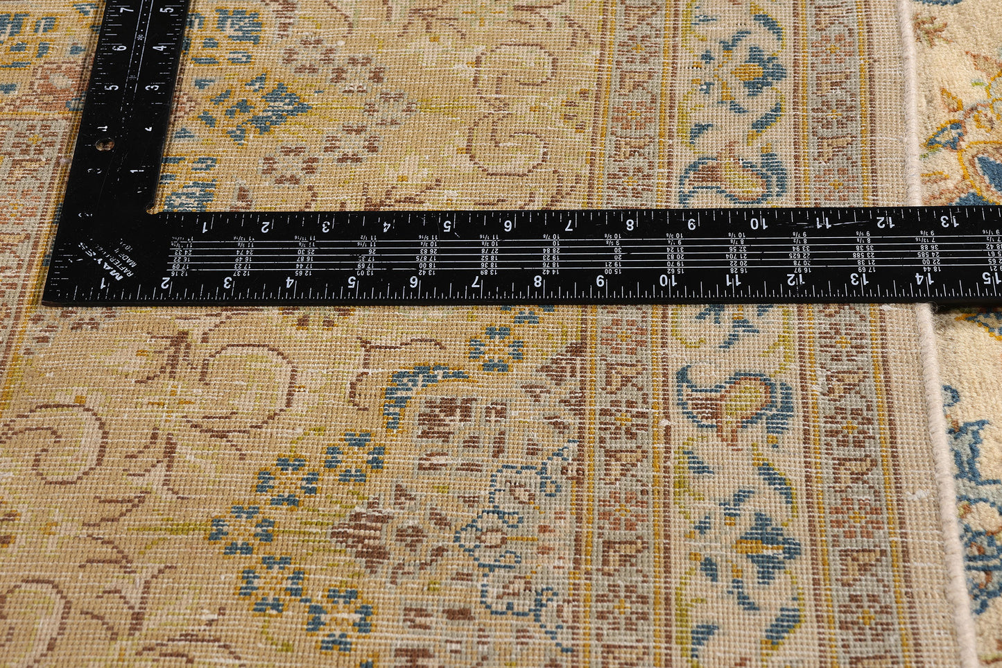 10 x 13 Beige Vintage Persian Kashan Rug 61523