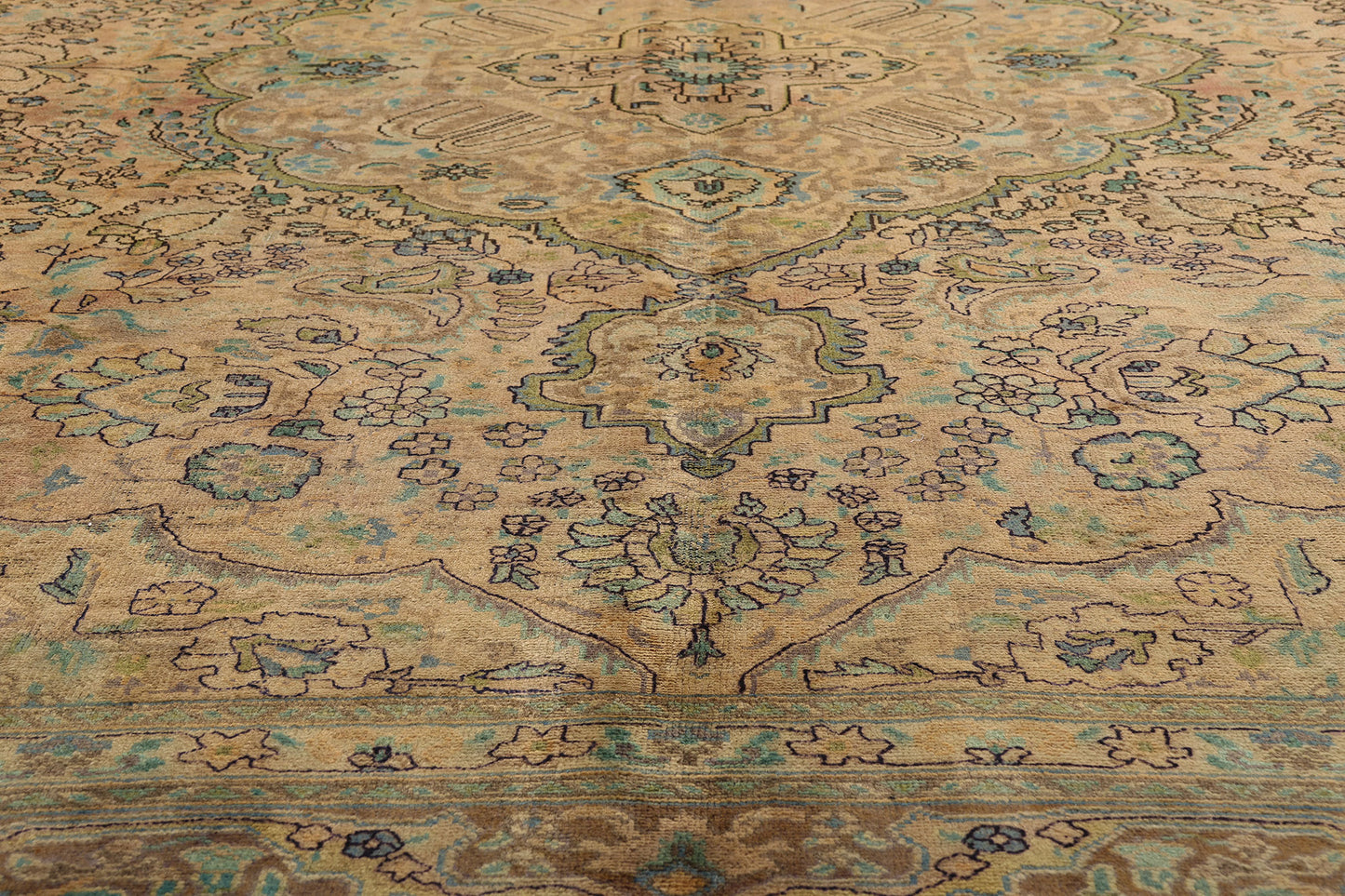 10 x 13 - Brown Vintage Persian Tabriz Rug - 76542
