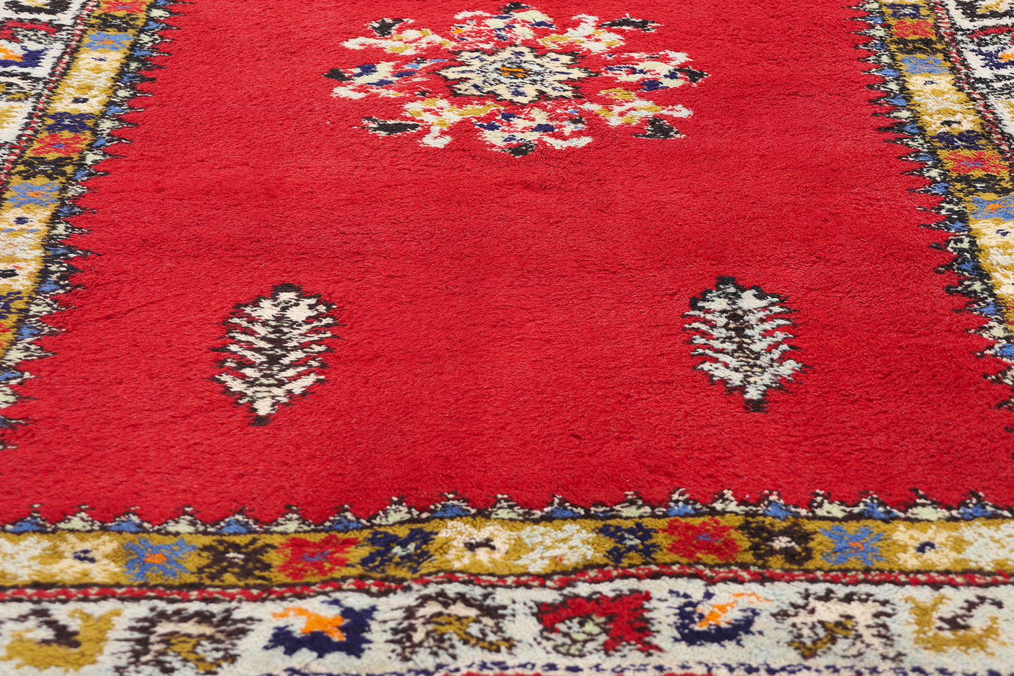 4 x 6 Vintage Red Rabat Moroccan Rug 79005