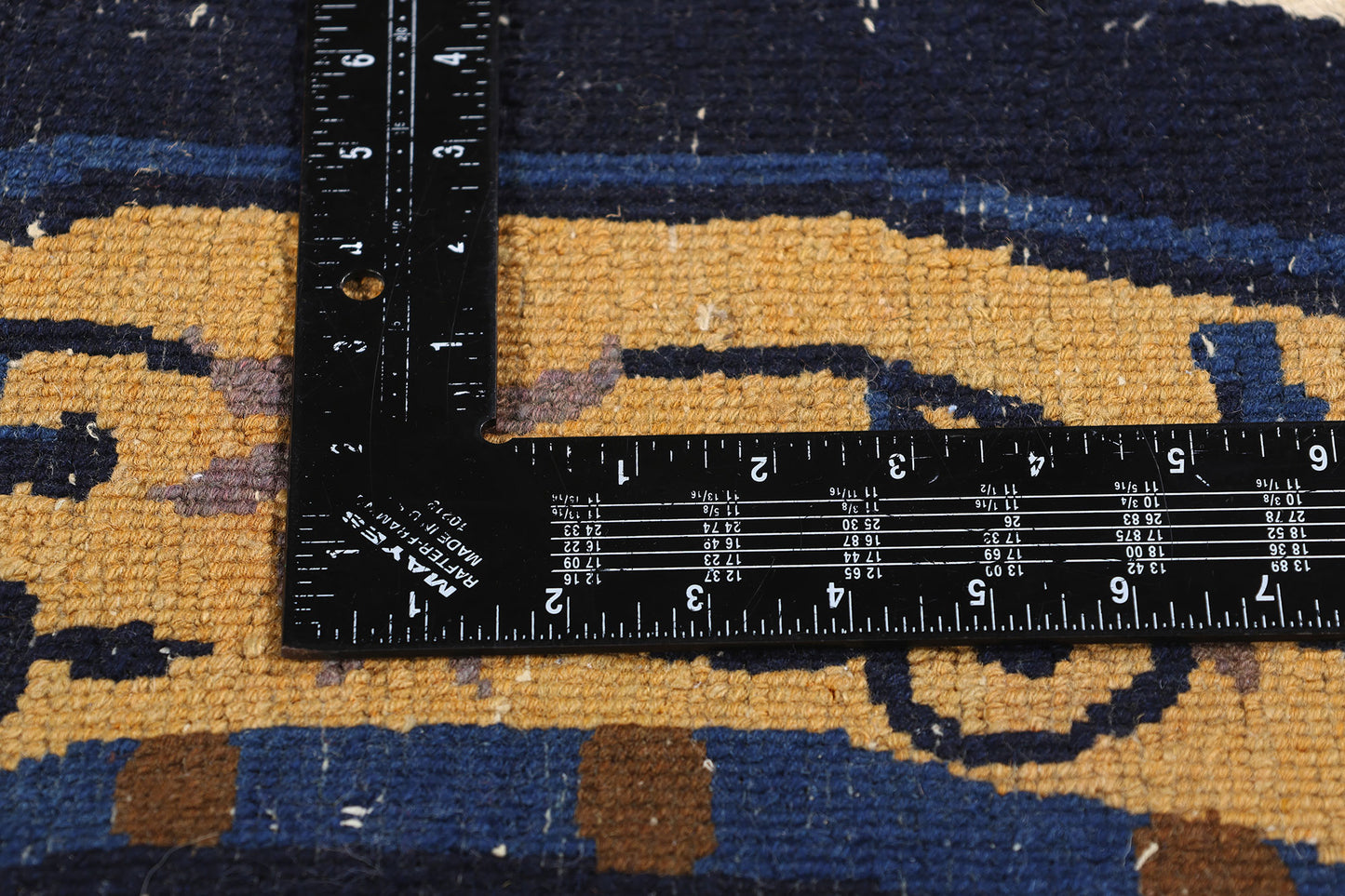 4 x 4 Vintage Chinese Round Peking Pictorial Rug 78979