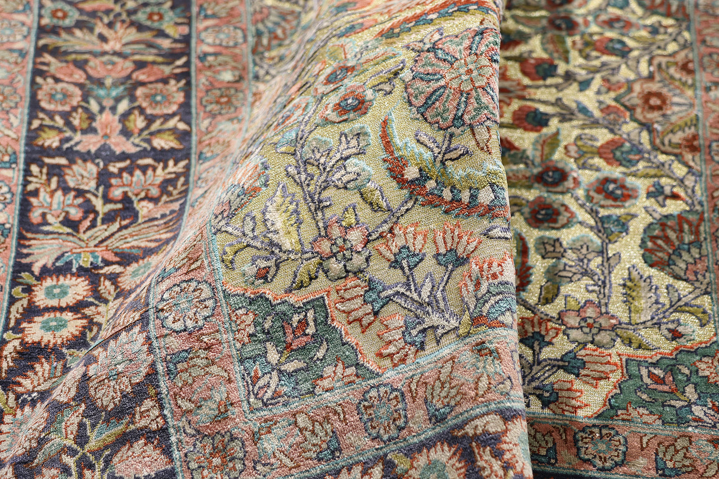 3 x 4 Vintage Turkish Silk Hereke Rug 79238