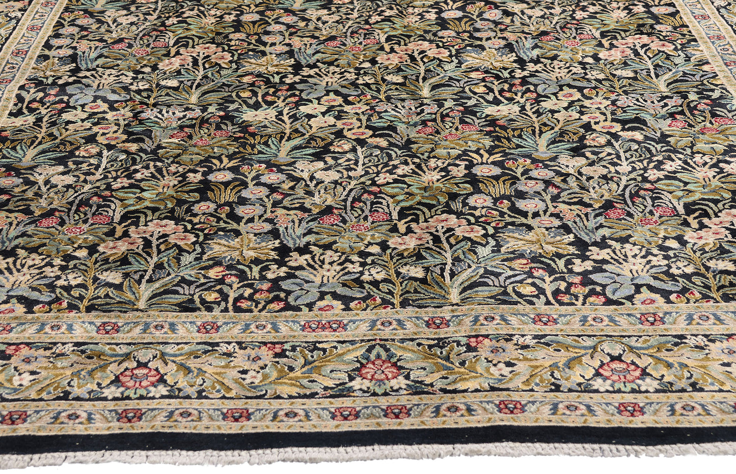 6 x 9 Vintage Pakistani Tabriz Rug 79224