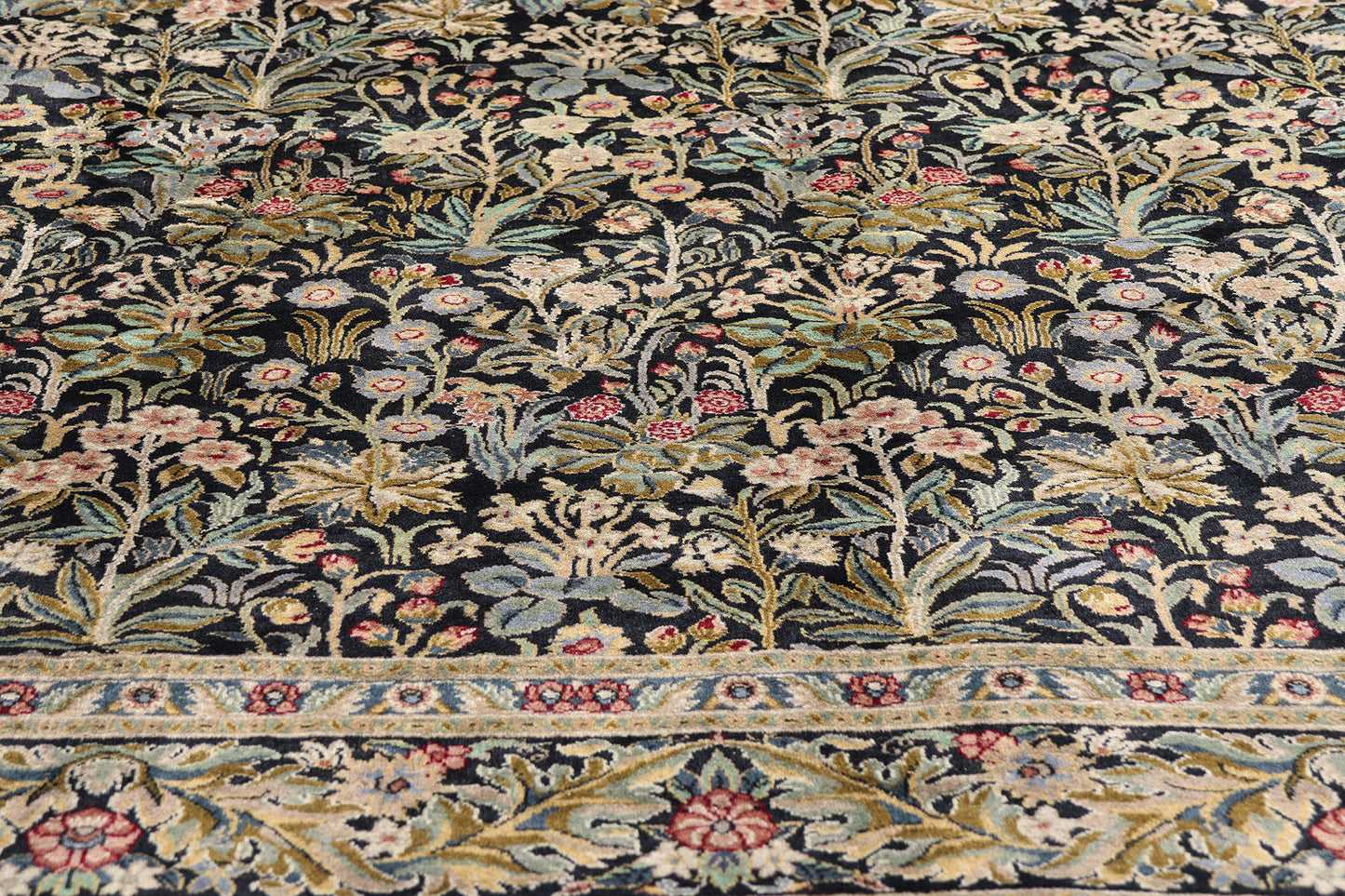 6 x 9 Vintage Pakistani Tabriz Rug 79224