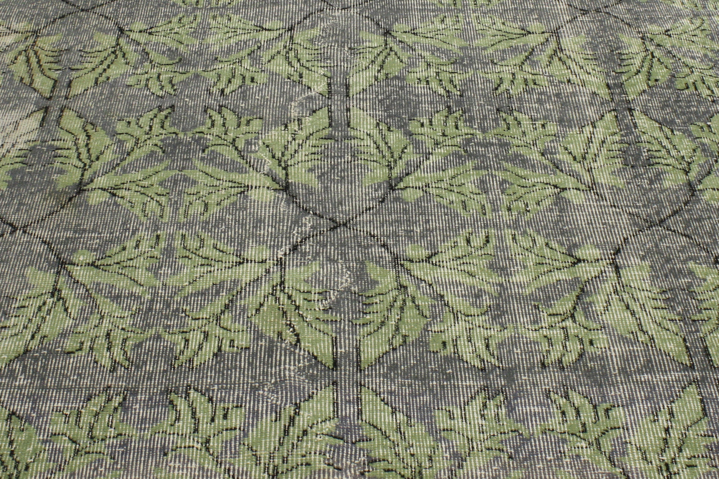 6 x 10 - Green Vintage Turkish Sivas Rug - 52026