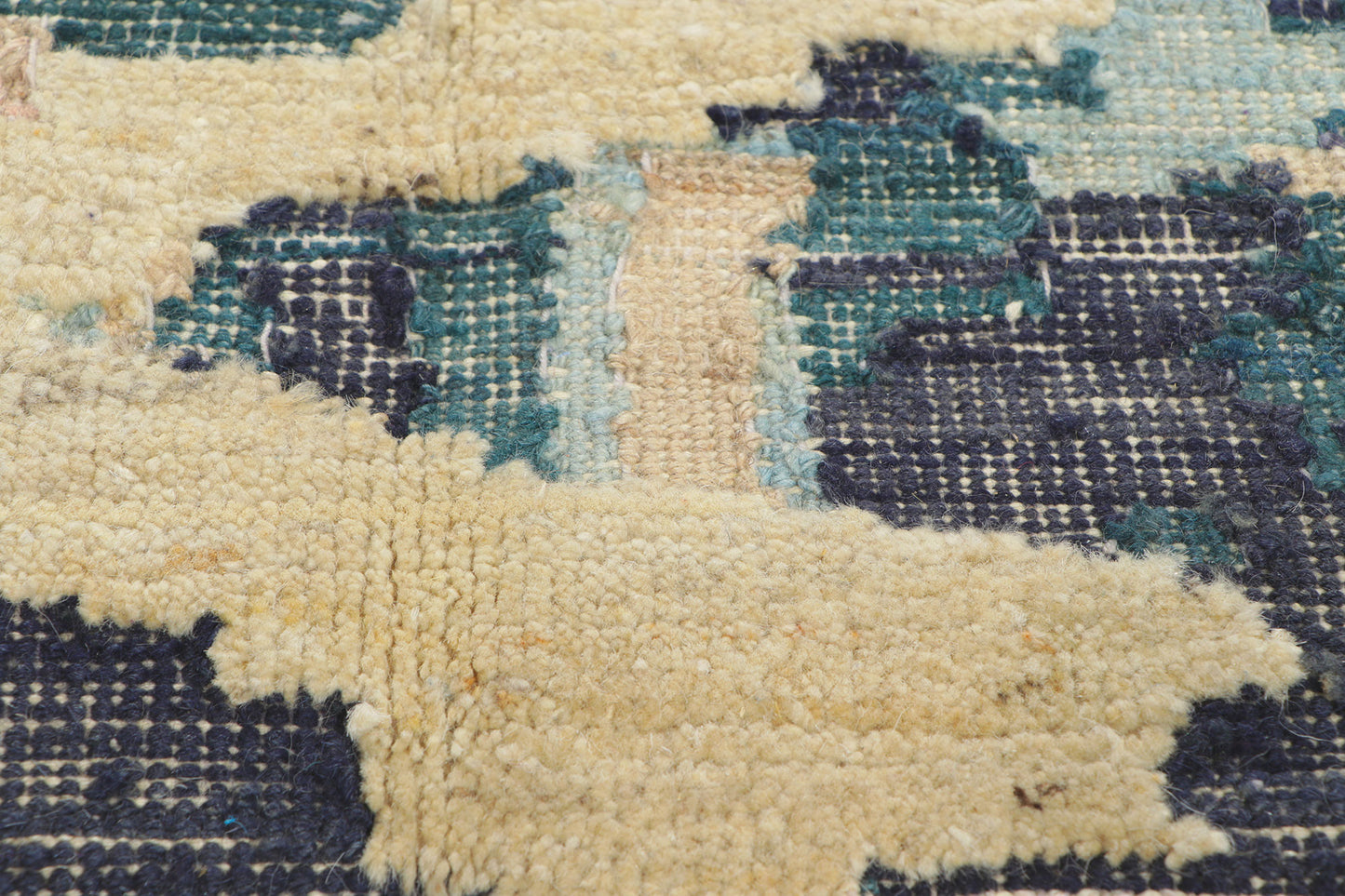 10 x 13 Moroccan High-Low Rug 80398