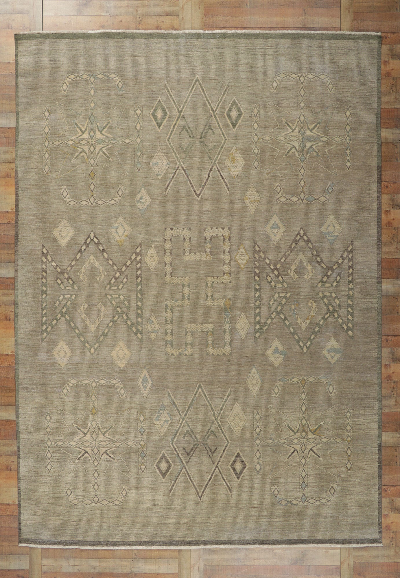 10 x 14 Vintage-Inspired Distressed Rug 30833