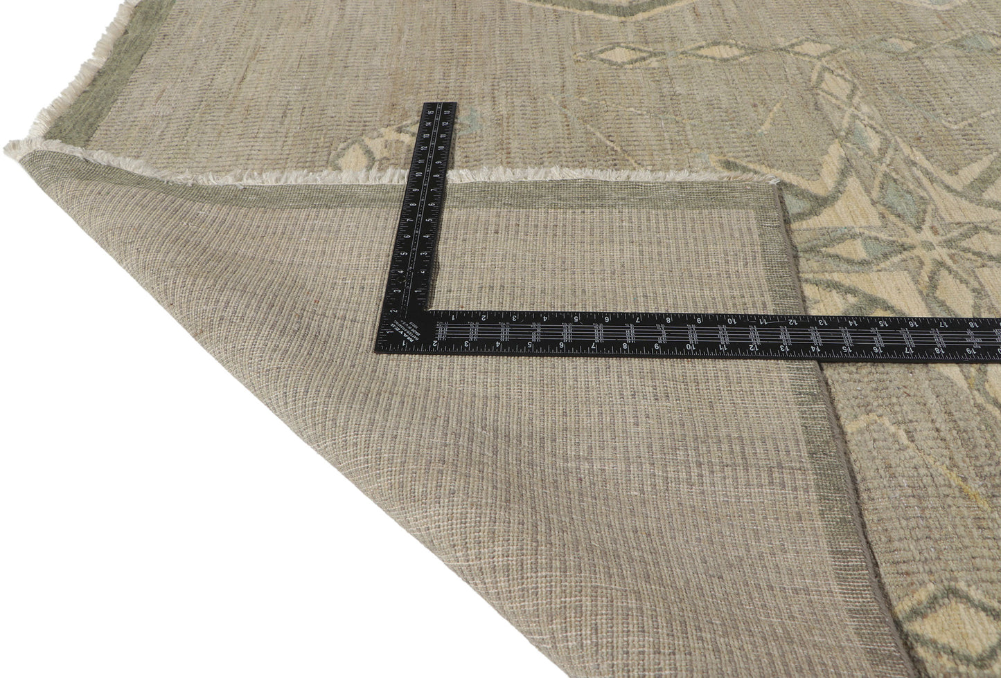 10 x 14 Vintage-Inspired Distressed Rug 30833